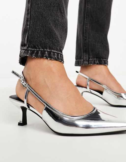 ASOS DESIGN - Strut - Scarpe argentate a pianta larga con tacchetto e cinturino posteriore, 3 di 4
