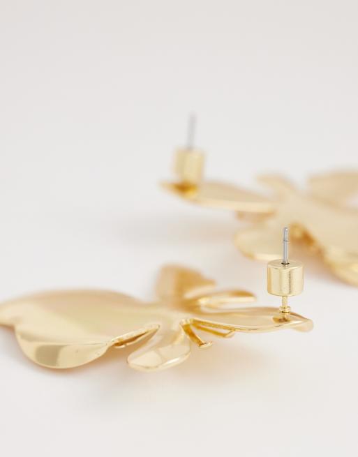ASOS DESIGN stud earrings with floral design in gold tone, 4 of 4