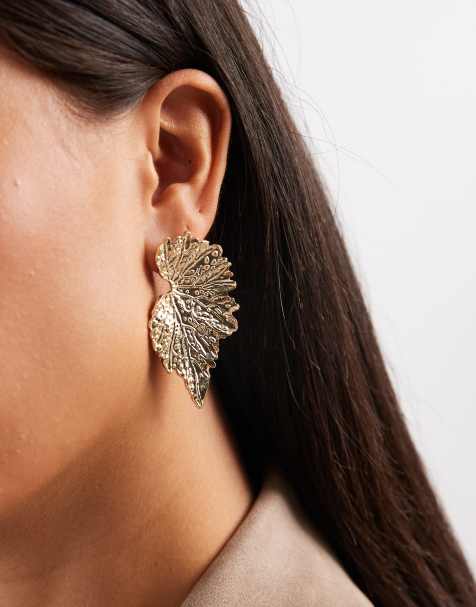 ASOS DESIGN stud earrings with leaf design in textured gold tone - view 1