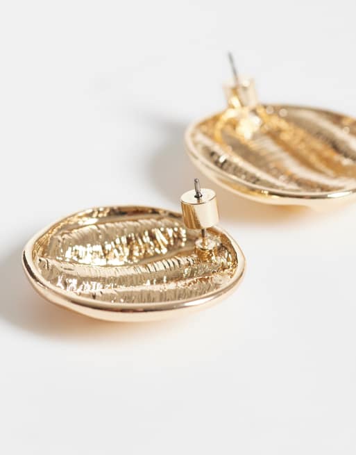 ASOS DESIGN stud earrings with molten design in gold tone, 3 of 4