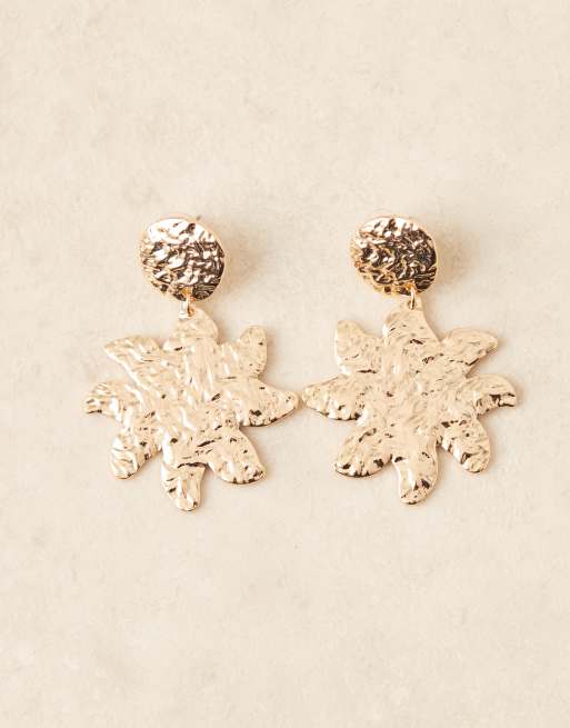 ASOS DESIGN stud earrings with star pendant design in hammered gold tone