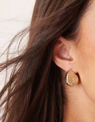 ASOS DESIGN ASOS DESIGN stud earrings with textured molten design in gold tone