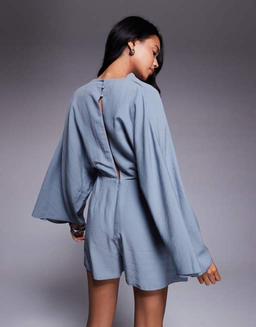 ASOS DESIGN - Støvet blå slå om-playsuit med flagermusærmer og høj hals, 3 af 4