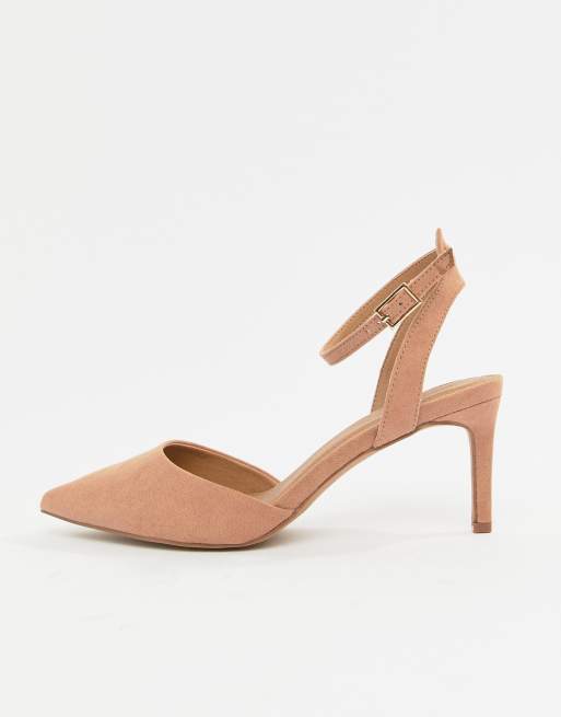 designer pointed heels