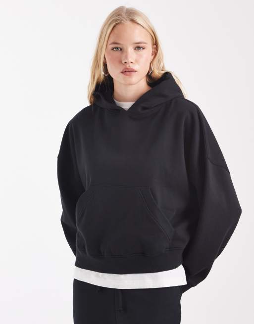 ASOS DESIGN - Sudadera con capucha boxy y interior afelpado en negro, 2 de 4