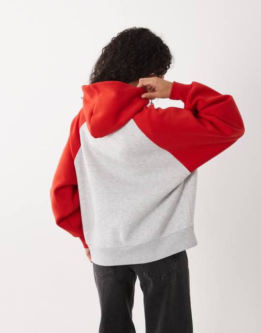 ASOS DESIGN - sudadera con capucha y manga raglán en contraste rojo y blanco, 2 de 4