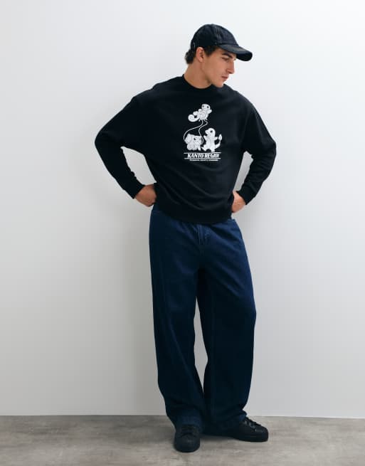 ASOS DESIGN sudadera holgada con estampado Pokemon Kanto en negro, 3 de 5