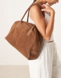 [ASOS DESIGN] ASOS DESIGN suede bowler tote bag in chocolate-Brown No Size Chocolate