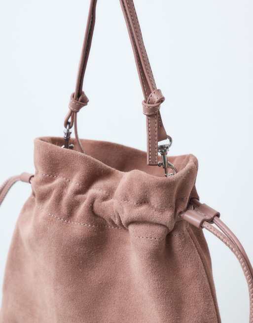 ASOS DESIGN suède clutchtas in roze, 2 van 5