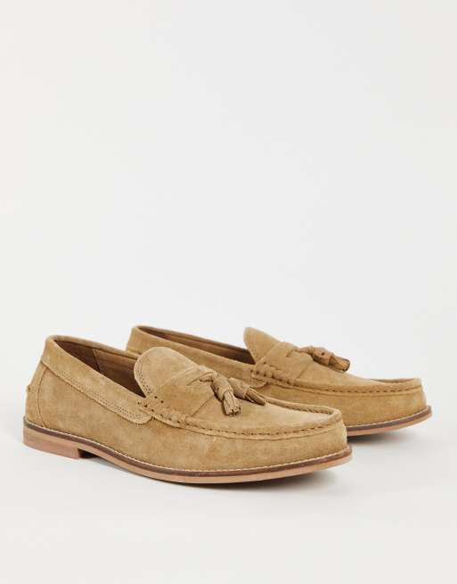 ASOS DESIGN - Suède loafers met kwastje in beige en met natuurlijke zool