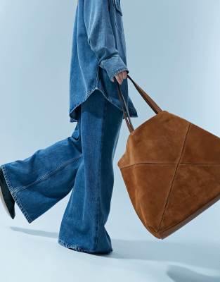 suede paneled oversized tote in tan-Brown