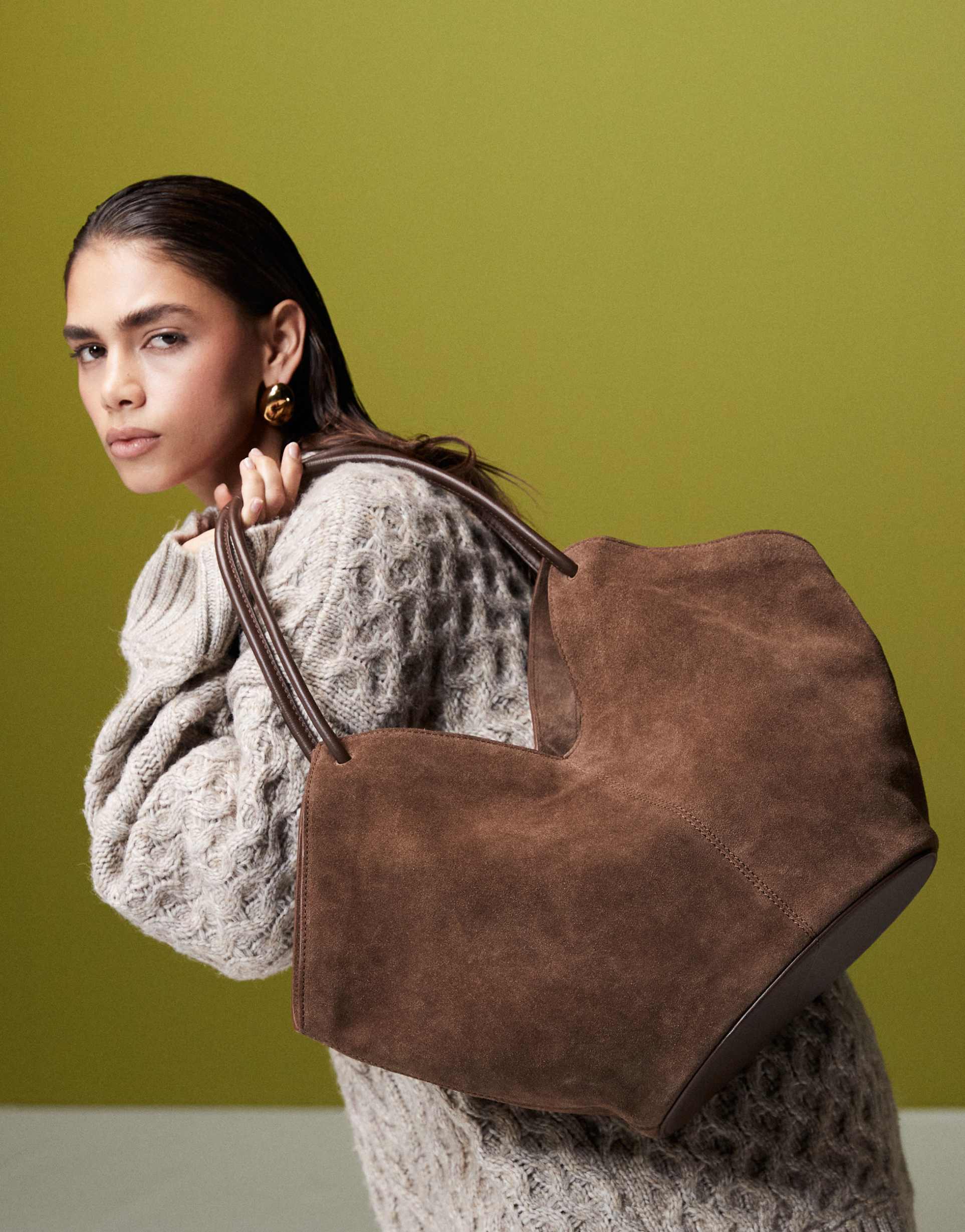 asos design suede tubular knot handle tote bag in chocolate