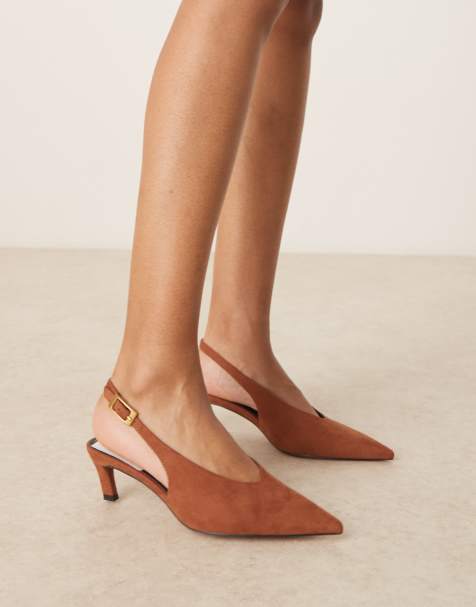 ASOS DESIGN – Suki – Schuhe aus Wildlederimitat in Nerzbeige mit Fersenriemchen und Kitten-Absatz - view 1