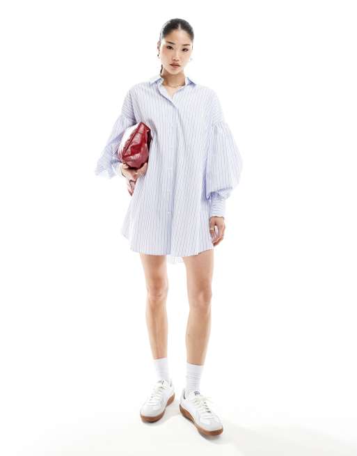 ASOS DESIGN – Sukienka koszulowa mini o fasonie boyfriend z obszernymi rękawami z obcisłymi mankietami w niebieskie paski