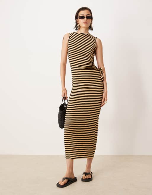 ASOS DESIGN – Sukienka maxi bez rękawów z wycięciem z boku z tkaniny frotté w pomarańczowo-czarne paski