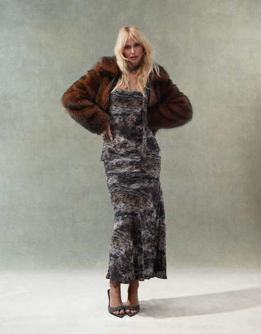 ASOS DESIGN – Sukienka maxi na ramiączkach z wiązaniem na szyi w szary abstrakcyjny wzór