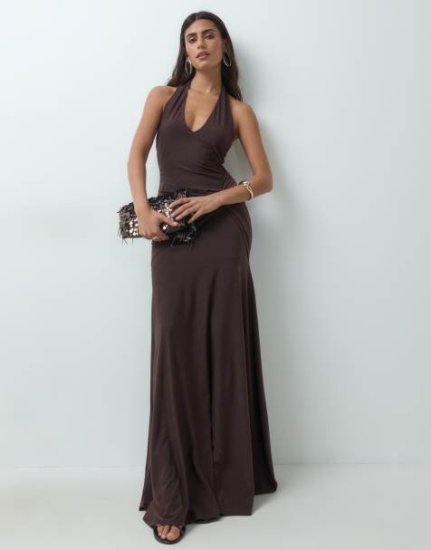 ASOS DESIGN sukienka maxi z dekoltem typu halter i skręconym detalem w talii w kolorze czekoladowym - view 1
