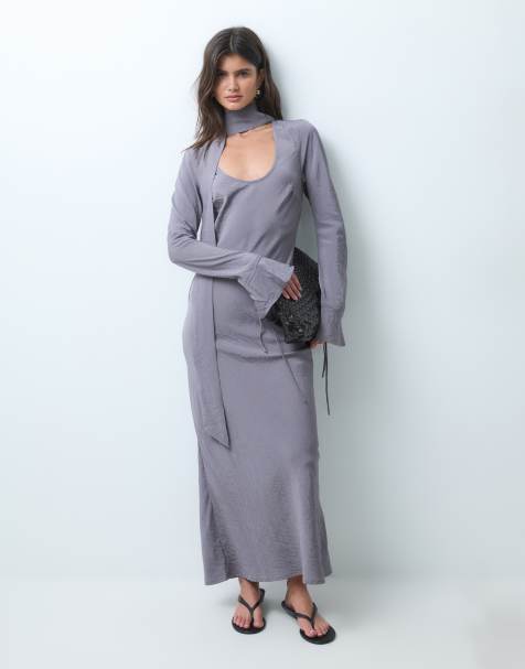 ASOS DESIGN sukienka maxi z technicznej tkaniny, z dekoltem w kształcie litery U i długim rękawem, z szalikiem, w kolorze charcoal - view 1