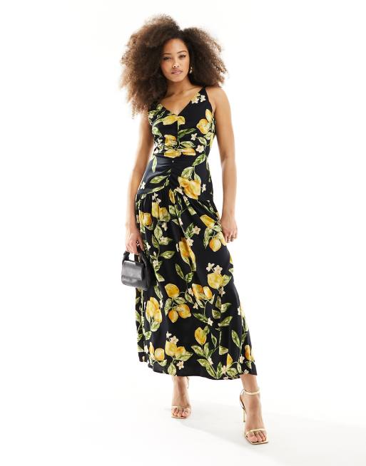 ASOS DESIGN – Sukienka midi na skręconych ramiączkach z marszczonym biustem ze wzorem w cytryny