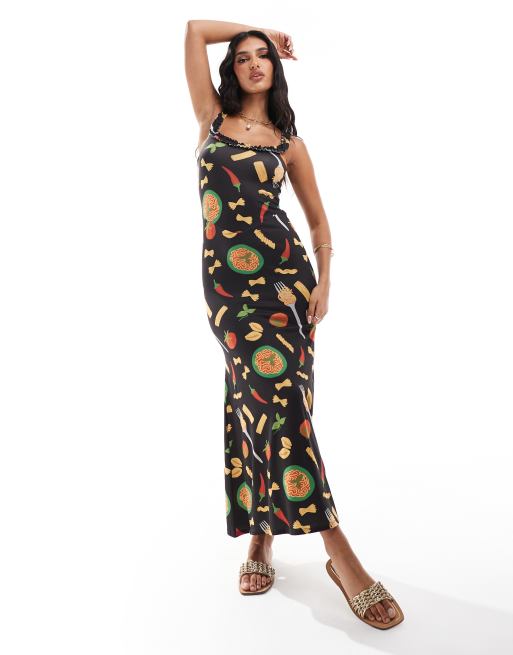 ASOS DESIGN – Sukienka midi z pełną spódnicą, dekoltem w łódkę i falbanką na ramiączkach we wzór z motywem makaronu
