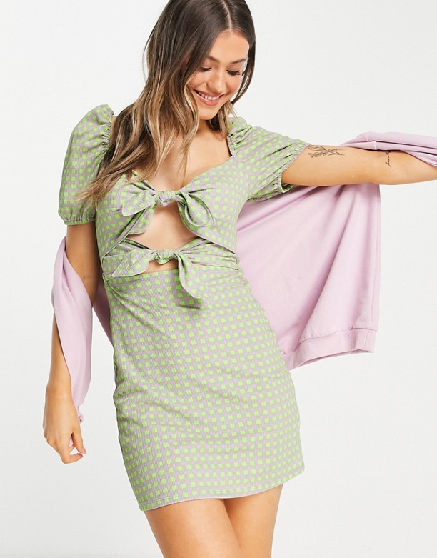  Wyprzedaż Fabryczna ASOS DESIGN – Sukienka mini z krÓtkimi rękawami, kokardami z przodu i wycięciami w liliowo-limonkową kratkę vichy Liliowo-limonkowy