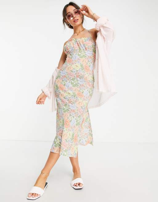 ASOS DESIGN – Sukienka na ramiączkach maxi w kwiaty, z marszczoną górą i odkrytymi plecami