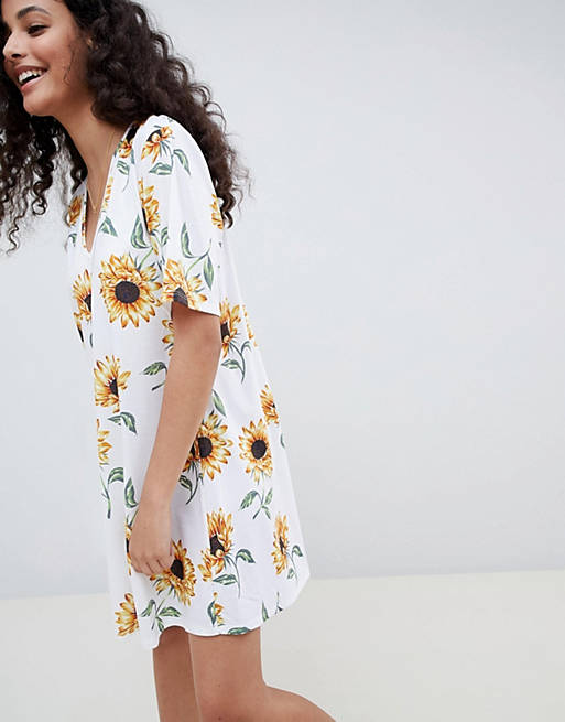 Halter neck swing mini dress in sunflower print ASOS Damen Kleidung Kleider Freizeitkleider 