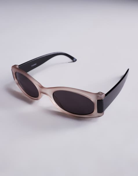 ASOS DESIGN sunglasses with matte grey crystal and black frame and smoke lens - view 2