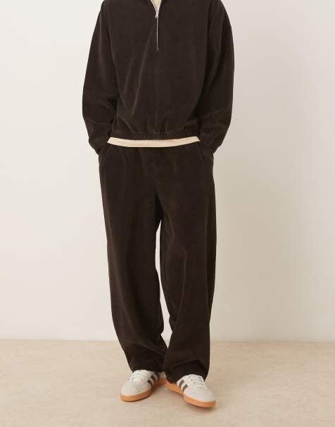 ASOS DESIGN - Super baggy joggingbroek van geribbelde velour in bruin, deel van co-ord set - view 1