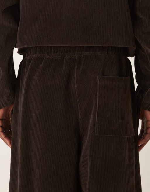 ASOS DESIGN - Super baggy joggingbroek van geribbelde velour in bruin, deel van co-ord set, 5 van 5