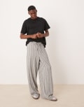 [ASOS DESIGN] ASOS DESIGN super baggy loopback stripe trackies in grey marl L GREY