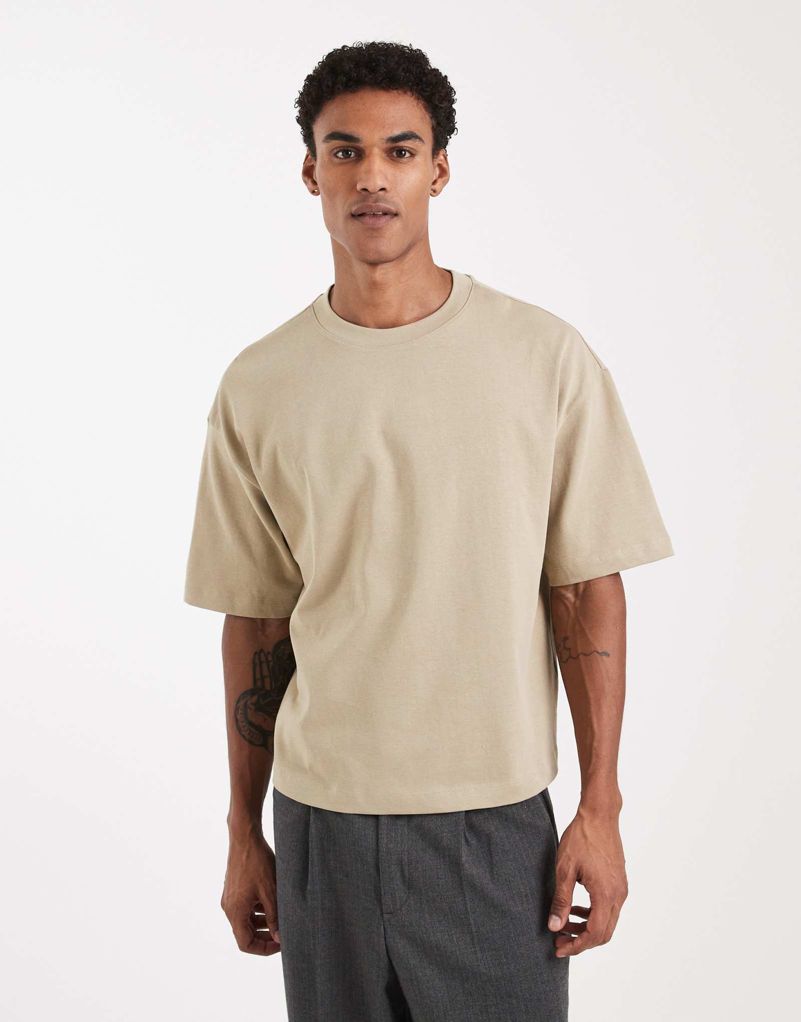 ДИЗАЙНЕРСКАЯ футболка оверсайз в супертяжелом весе ASOS DESIGN квадратного сечения из камня