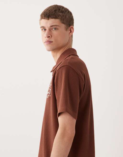 ASOS DESIGN super heavyweight regular fit polo with textured fabric in burgundy, 3 of 5