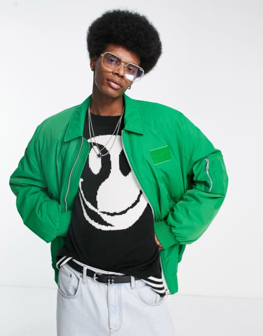 ASOS DESIGN – Super-Oversize-Bomberjacke in Grün mit MA2-Tasche