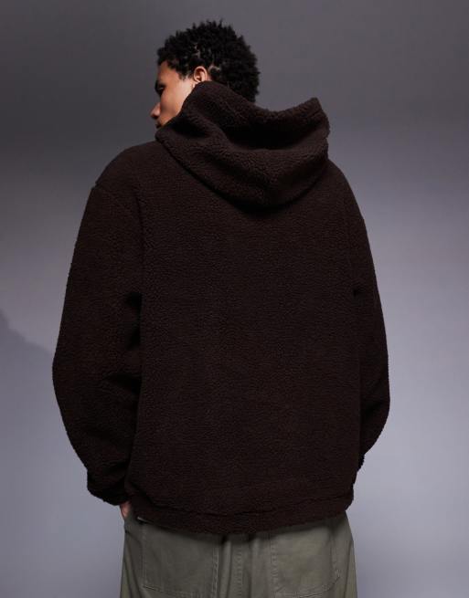 ASOS DESIGN – Super-Oversize-Kapuzenpullover aus Teddyfell in Braun mit Stehkragen und kurzem Reißverschluss, 3 von 5