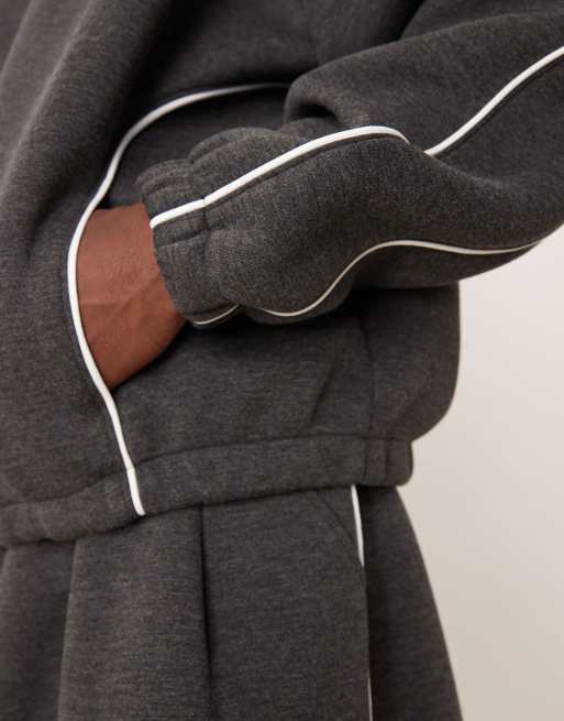 ASOS DESIGN – Super-Oversize-Kapuzenpullover in Dunkelgrau mit Paspelierung, Kombiteil, 5 von 5