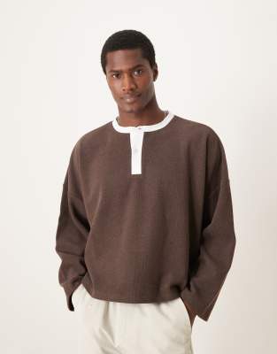 super oversized cropped lightweight sweater with contrast henley neck in brown brushed rib