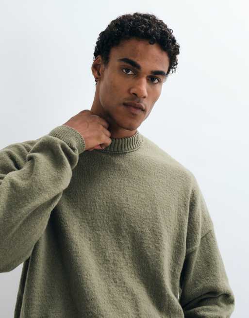 ASOS DESIGN super oversized stickad tröja med rund halsringning i khaki bouclé, 2 av 5