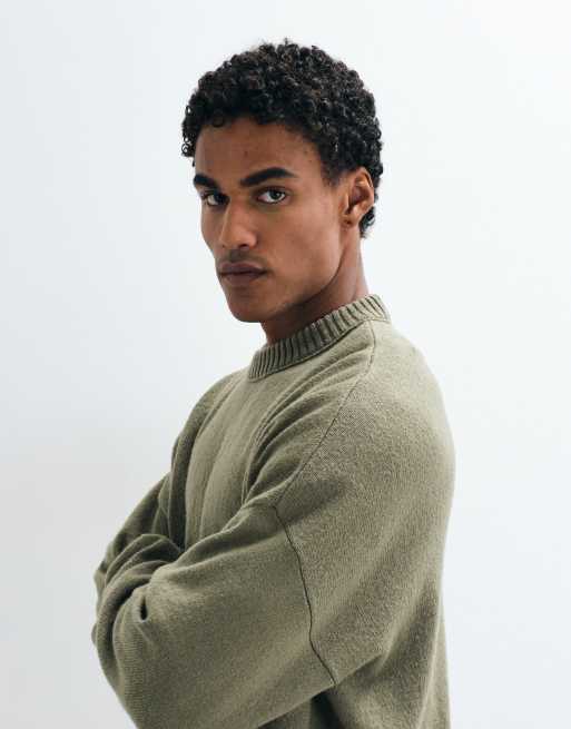 ASOS DESIGN super oversized stickad tröja med rund halsringning i khaki bouclé, 5 av 5
