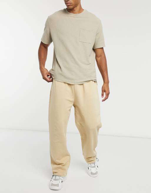 beige sweatpants outfit