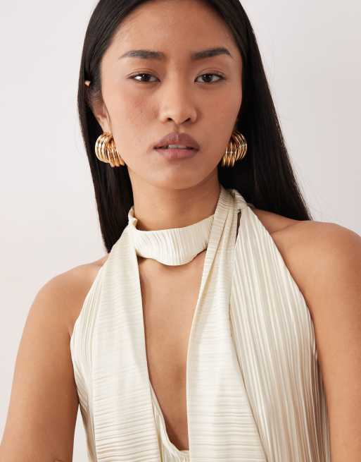 ASOS DESIGN super scoop scarf plisse asymmetric longline top in cream - part of a set , 4 of 4