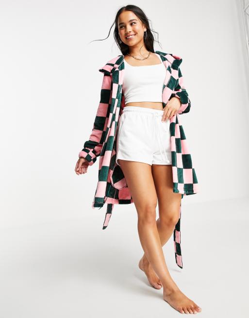 ASOS DESIGN super soft checkerboard fleece robe in pink & green, 4 of 4