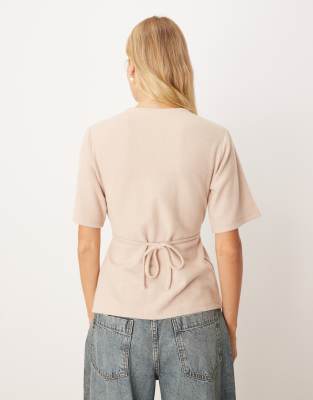 Asos Design Super Soft Cinched Tie Side Tee In Neutral