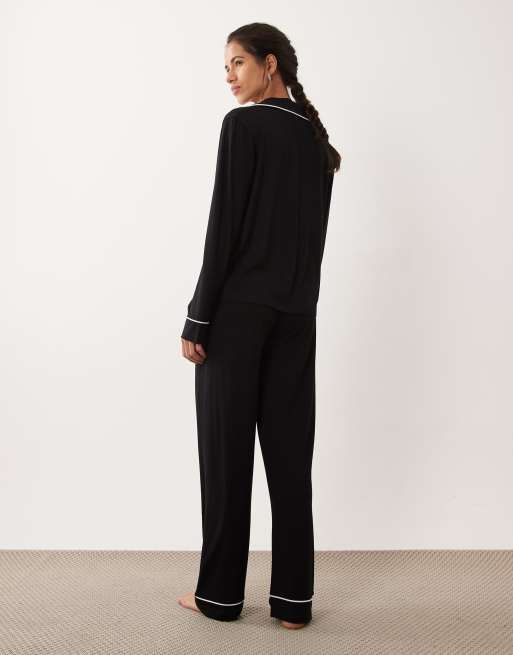 ASOS DESIGN super soft long sleeve shirt & pants pajama set in black, 3 of 4
