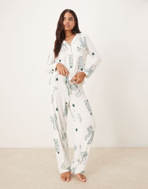 ASOS DESIGN super soft long sleeve shirt & pants pyjama set with contrast piping in Christmas drinks print - view 1