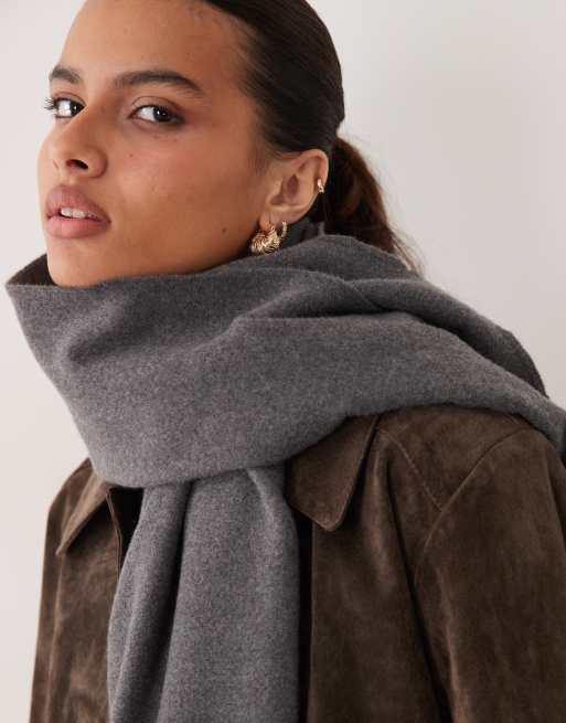 ASOS DESIGN super soft scarf in charcoal grey, 2 of 3
