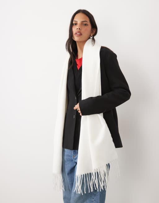 ASOS DESIGN super soft scarf in winter white, 2 of 3