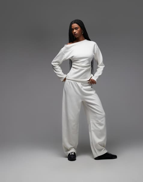 ASOS DESIGN - Superbløde cremehvide joggingbukser med ekstreme barrel-ben - view 1