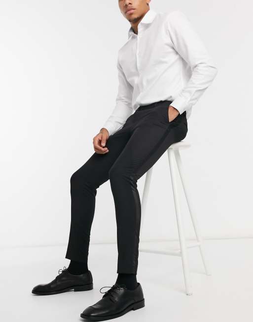 ASOS DESIGN – Superenge Smokinghose in Schwarz