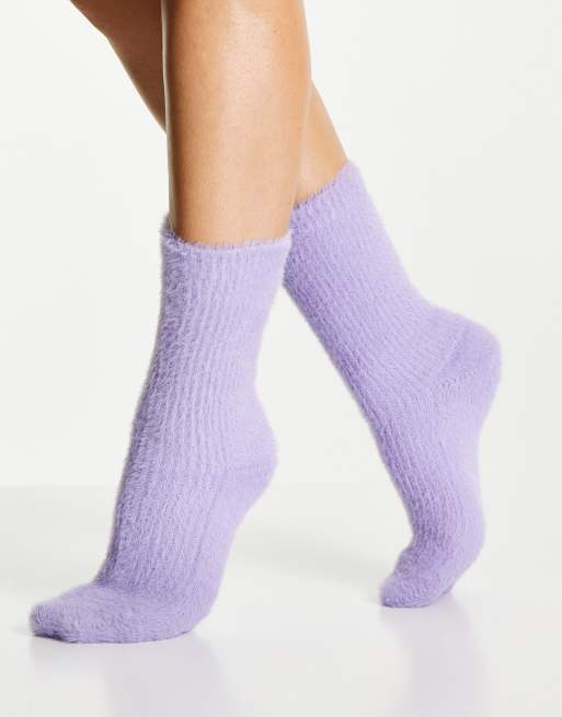 ASOS DESIGN – Superflauschige, wadenlange Lounge-Socken in Winterflieder